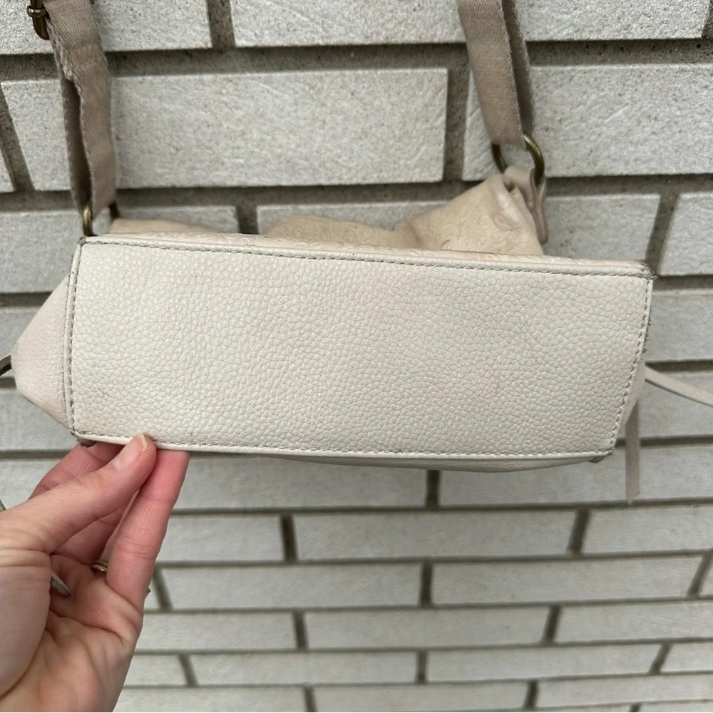 The Sak Silverlake Embossed Leather Crossbody Bag Stone Cream Floral Rivet Boho